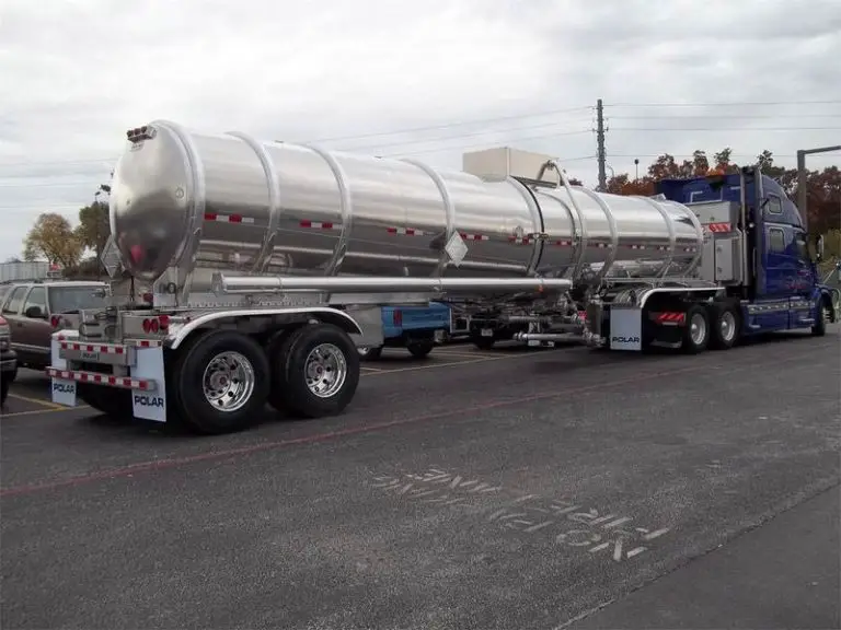 How Many Gallons Does A Tanker Truck Hold Truck Guider