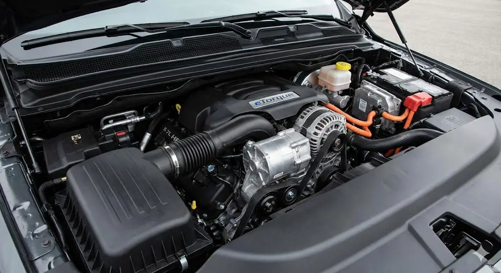 5.7L HEMI V8 and eTorque System