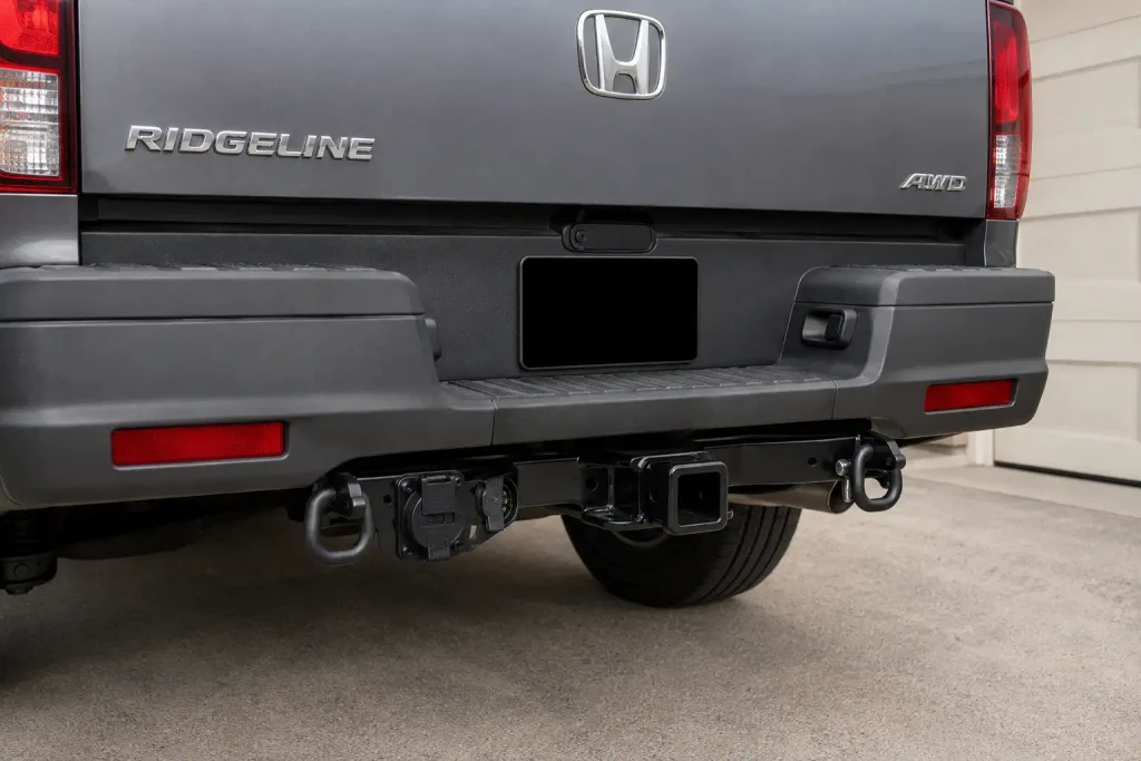 Honda Ridgeline factory hitch and 7 pin towing connector